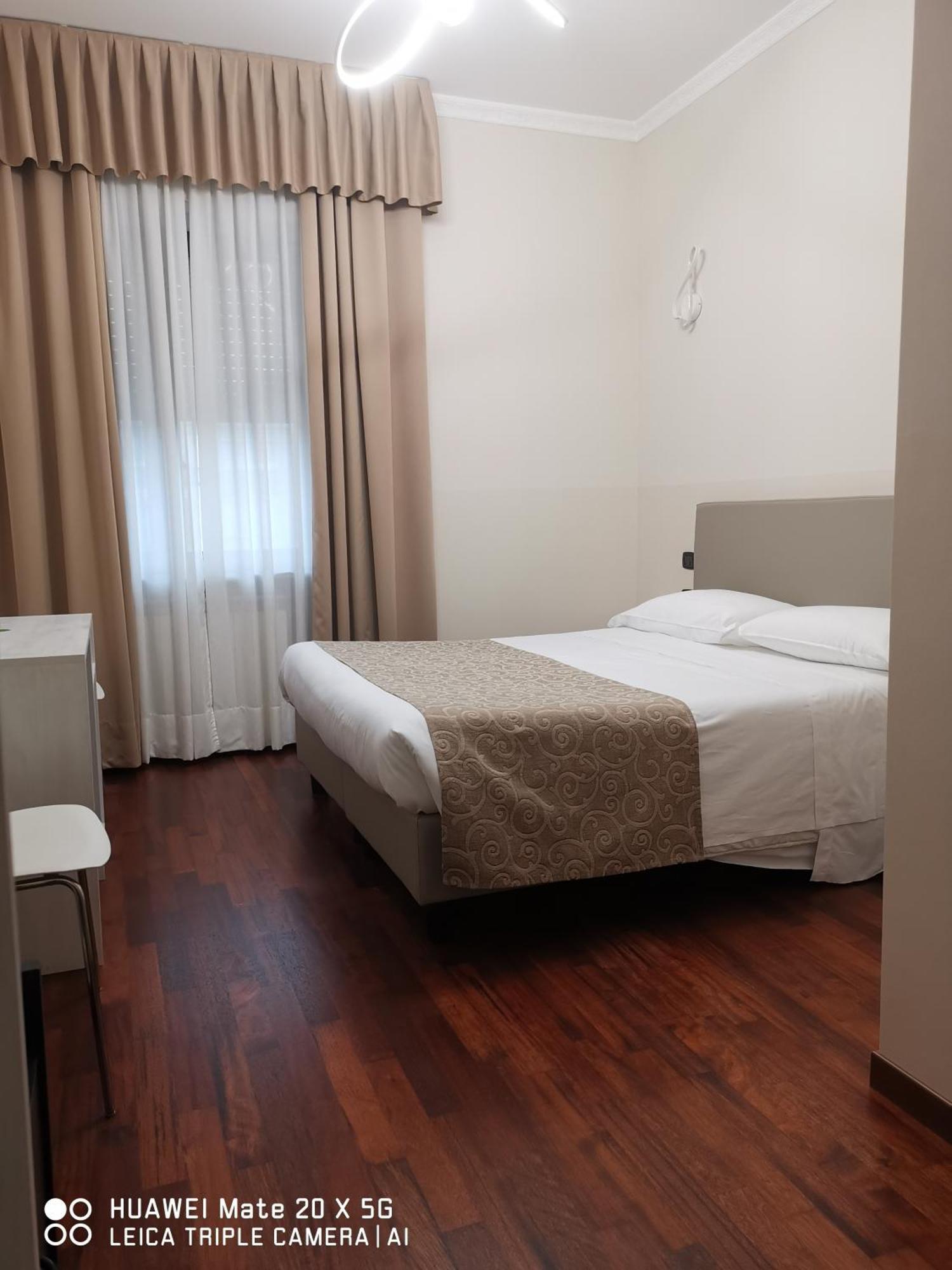 Guest House Central Station Milano Ngoại thất bức ảnh